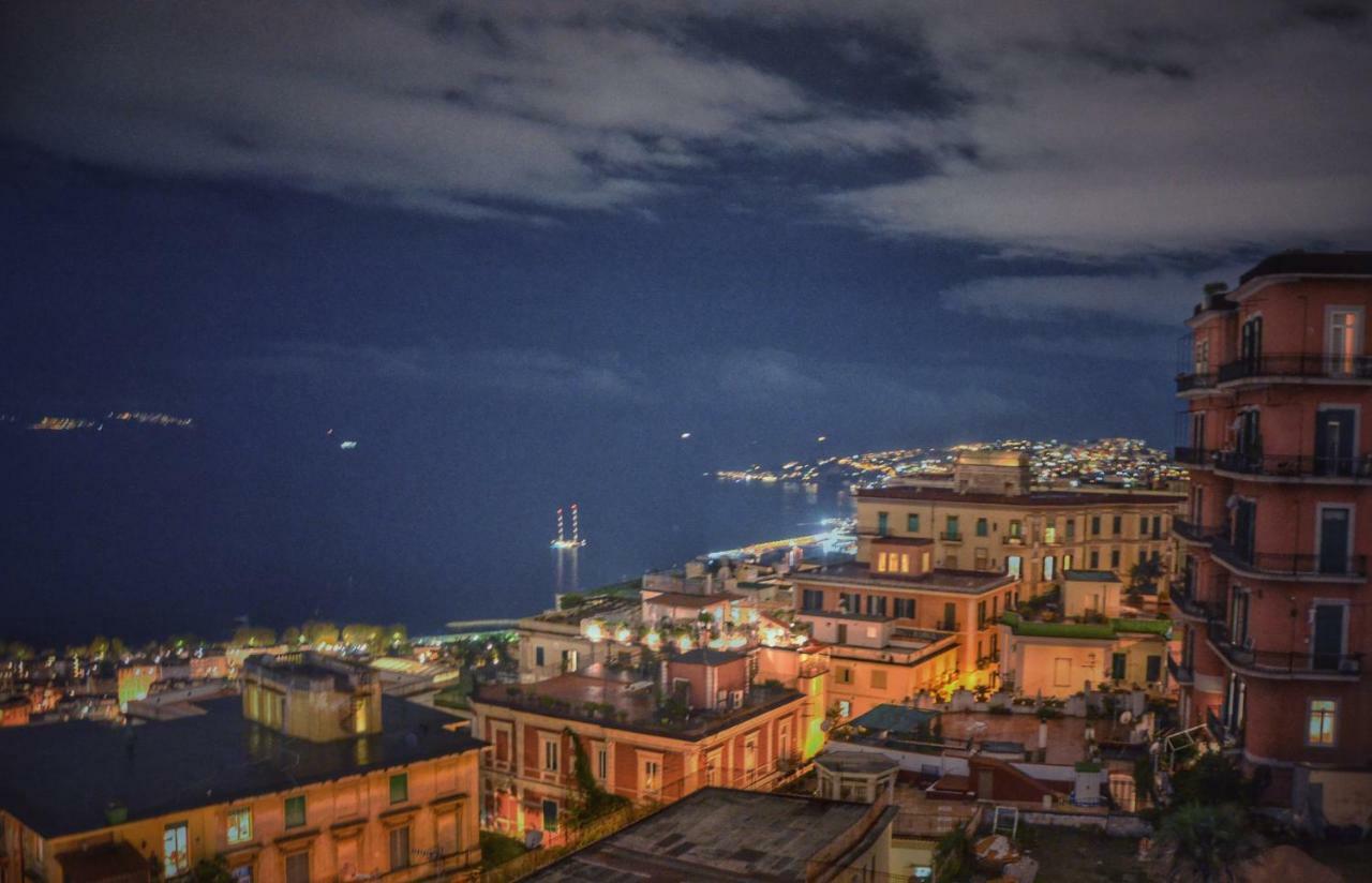 Appartamento Panoramico "Il Glicine" 나폴리 외부 사진